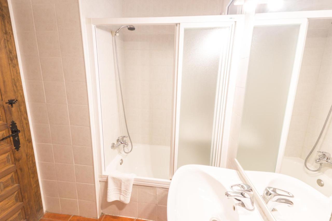 Apartamentos Rurales El Colvillo Trillo Kültér fotó